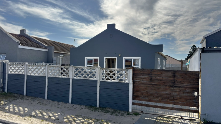 2 Bedroom Property for Sale in Colorado Park Western Cape